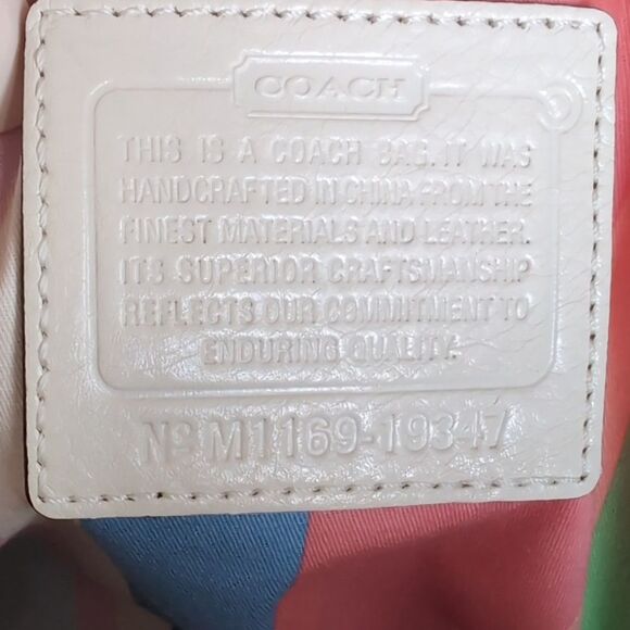 Coach Hamptons Straw Floral Applique Weekender Tote Coral/White & Wristlet NWT - Picture 16 of 17